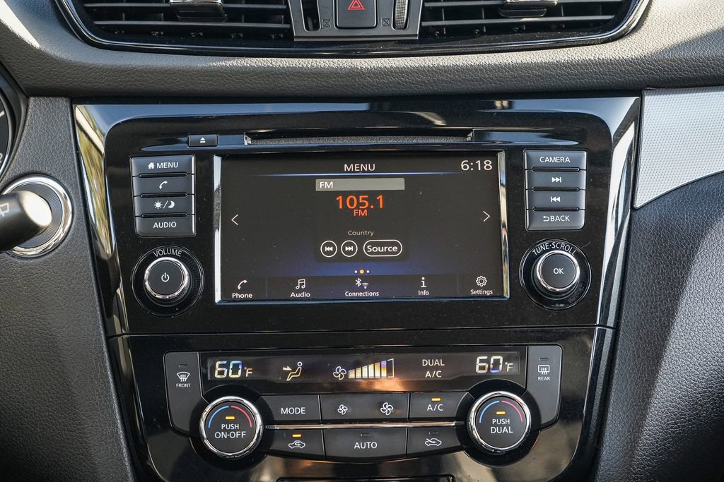 Used 2020 Nissan Rogue Sport SV w/ Technology Package FWD image 13