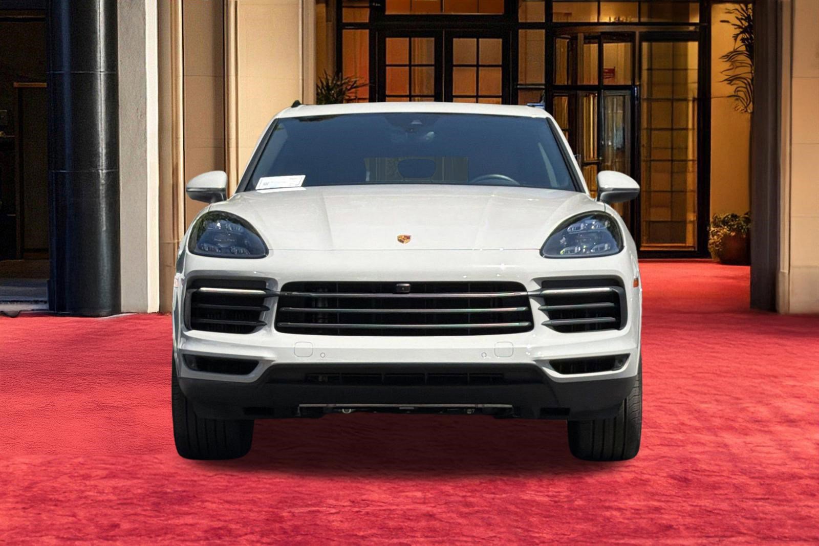 Used 2023 Porsche Cayenne Platinum Edition image 5