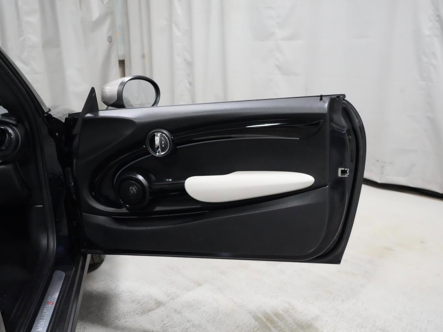 Certified 2023 MINI Cooper S image 29