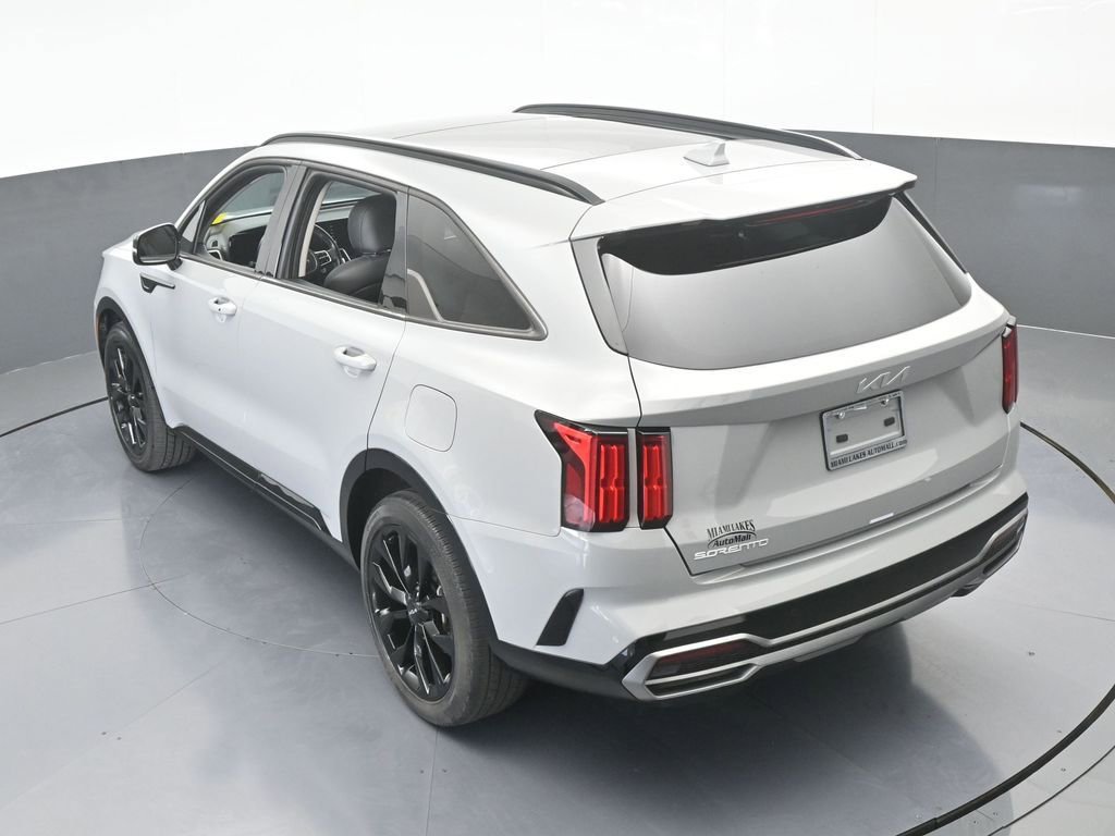 Used 2023 Kia Sorento SX image 54