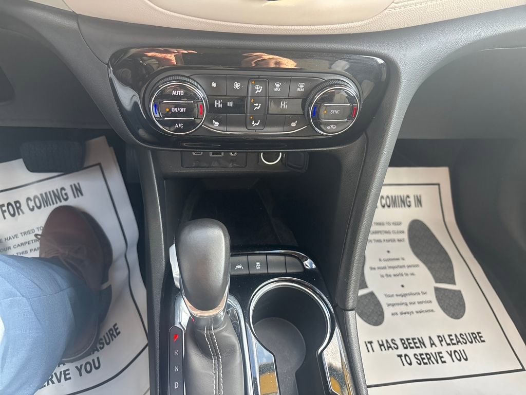 Used 2023 Buick Encore GX Select image 23