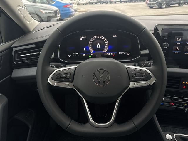 New 2026 Volkswagen Jetta SE image 18