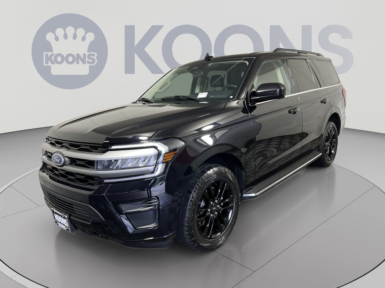 Certified 2023 Ford Expedition XLT AWD/4WD image 1