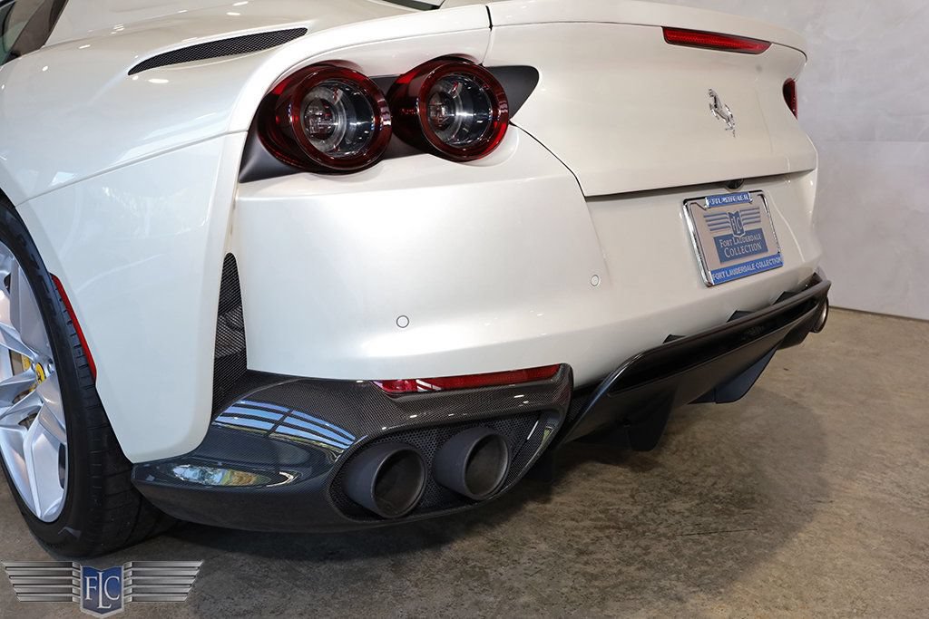 Used 2021 Ferrari 812 GTS RWD image 14