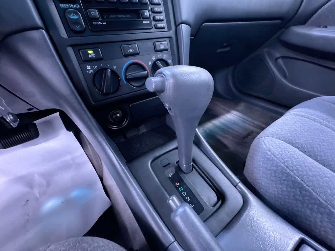 Used 2001 Toyota Camry CE FWD image 26
