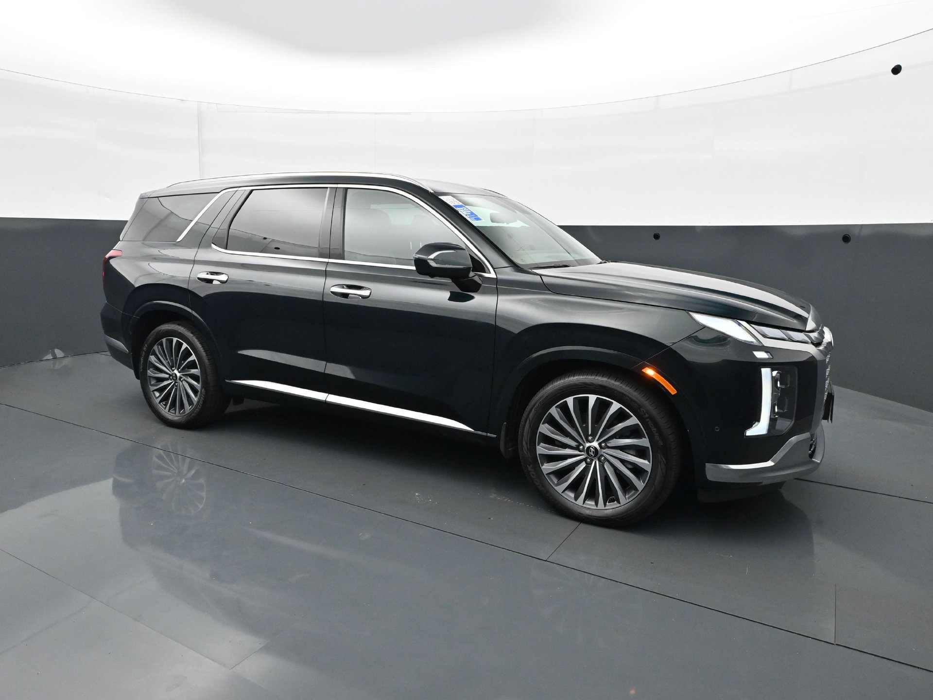 Used 2024 Hyundai Palisade Calligraphy AWD/4WD image 9