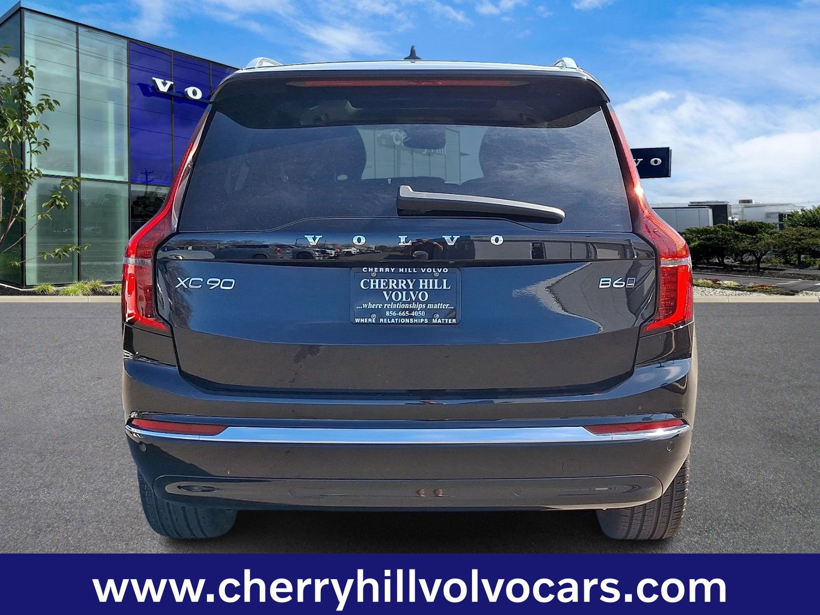 Certified 2025 Volvo XC90 B6 Core image 6