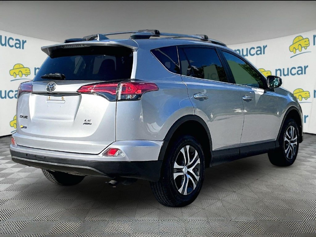 Used 2017 Toyota RAV4 LE w/ Carpet Mat Package AWD/4WD image 6