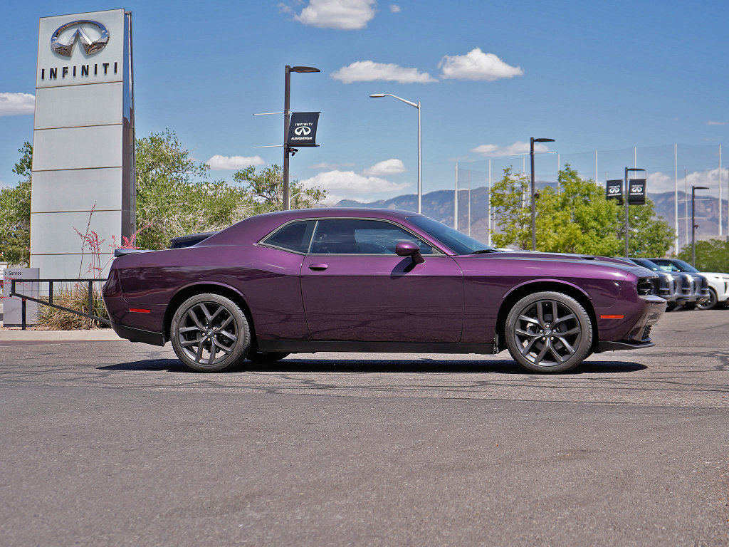 Used 2022 Dodge Challenger SXT w/ Blacktop Package RWD image 9