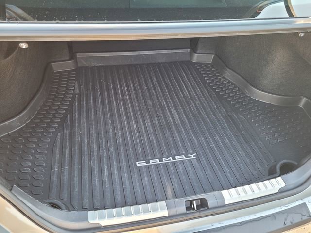 Used 2025 Toyota Camry SE w/ Convenience Package image 27