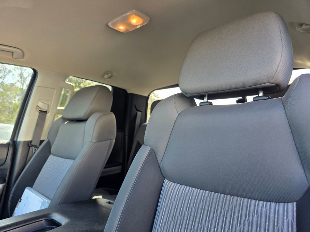 Used 2017 Toyota Tundra SR5 w/ SR5 Upgrade Package image 8