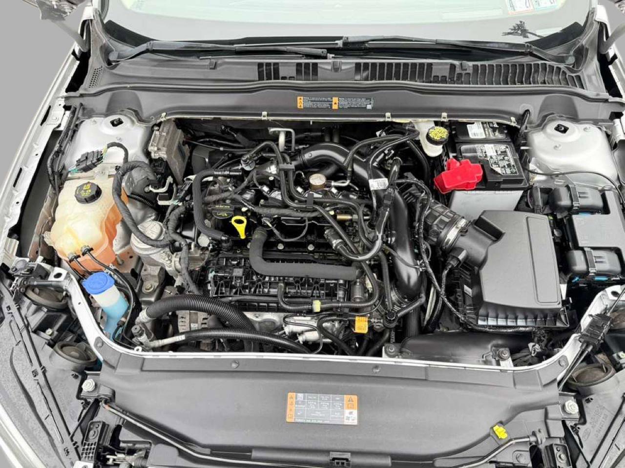 Used 2019 Ford Fusion SE FWD image 30
