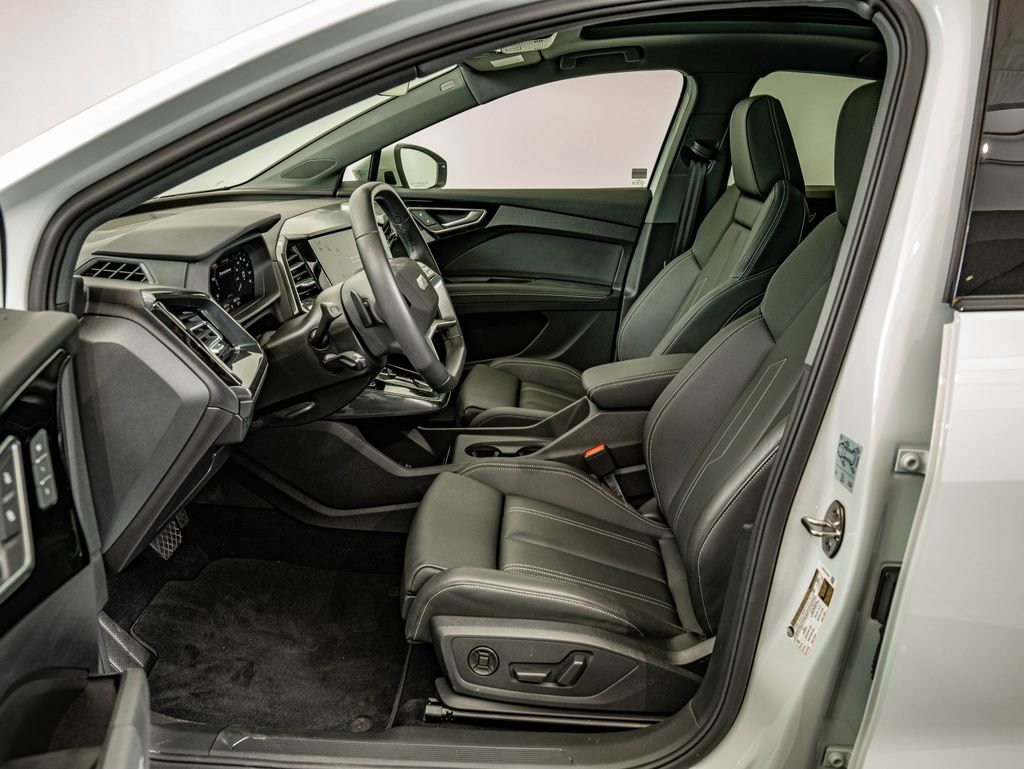 Used 2023 Audi Q4 e-tron Premium w/ Convenience Package image 29