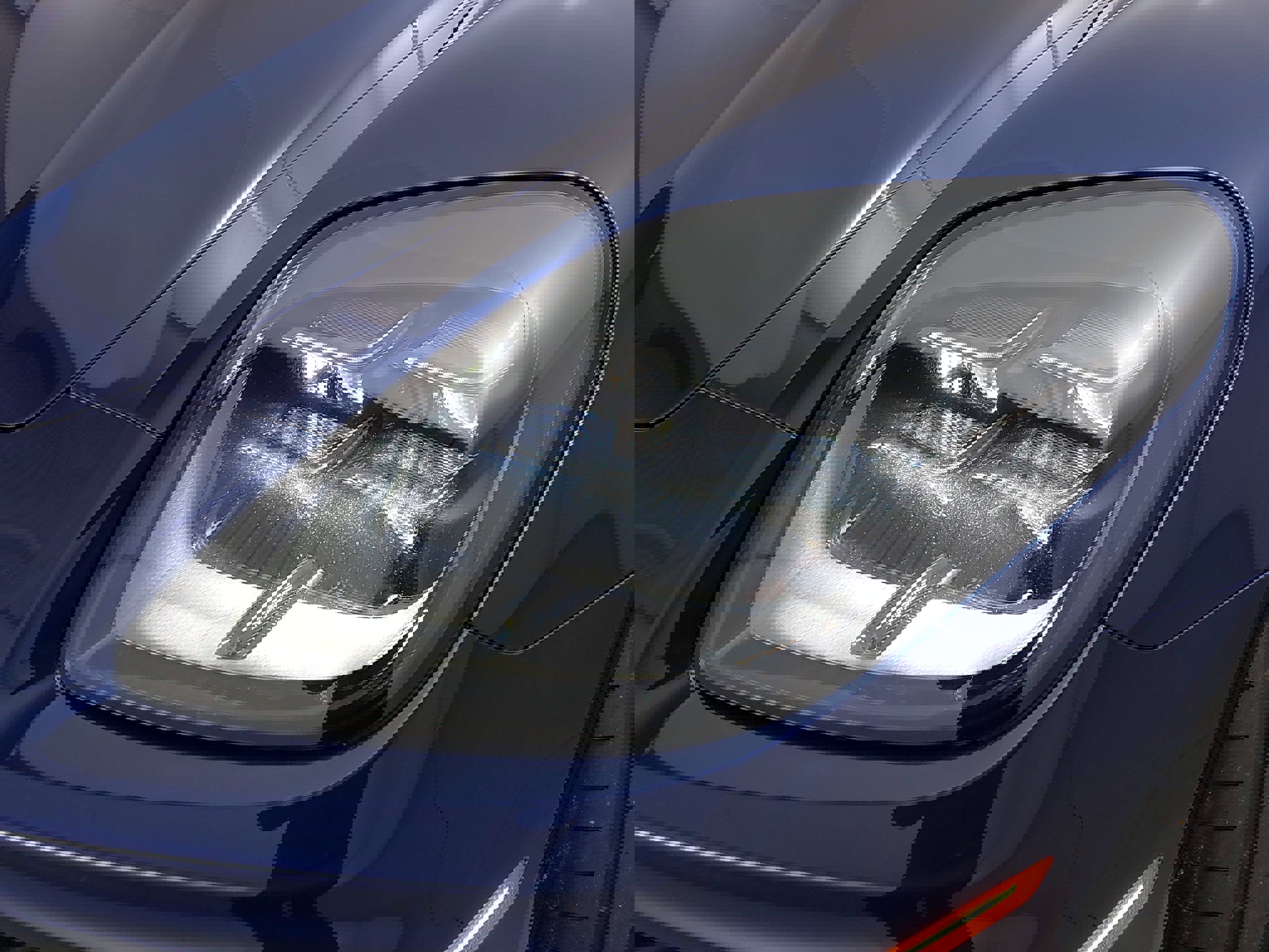 Certified 2025 Porsche Panamera 4 image 33