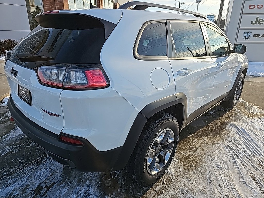Used 2019 Jeep Cherokee Trailhawk w/ Comfort/Convenience Group image 15