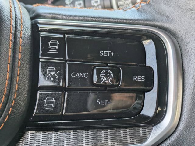 Used 2023 Jeep Grand Wagoneer Series III w/ Rear Seat Video Group 1 image 29