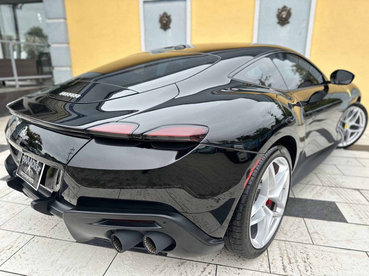 Used 2023 Ferrari Roma image 12