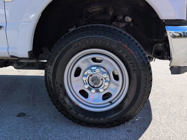 Used 2020 Ford F350 XL w/ Power Equipment Group image 11