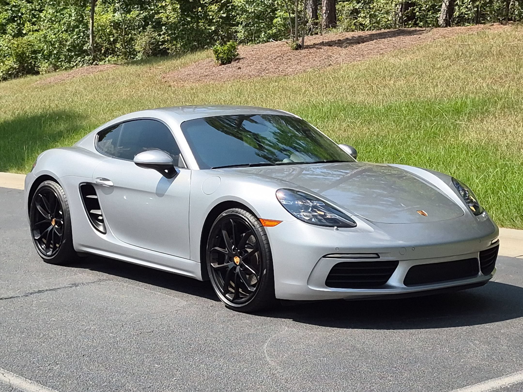 Certified 2024 Porsche 718 Cayman RWD image 26