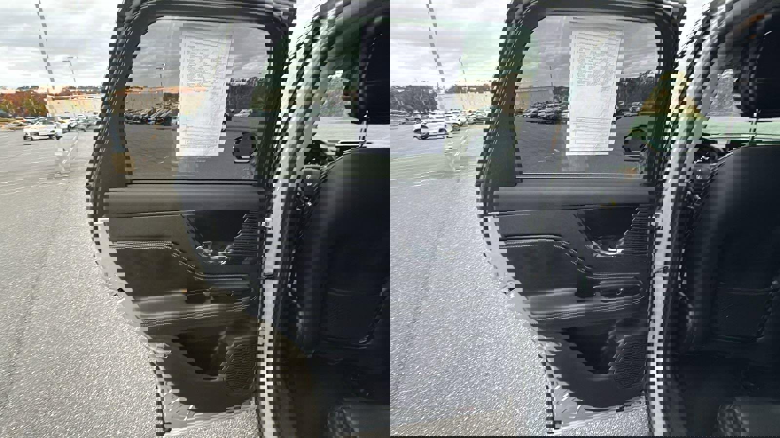 Used 2020 Lincoln Corsair AWD w/ Equipment Group 101A image 21