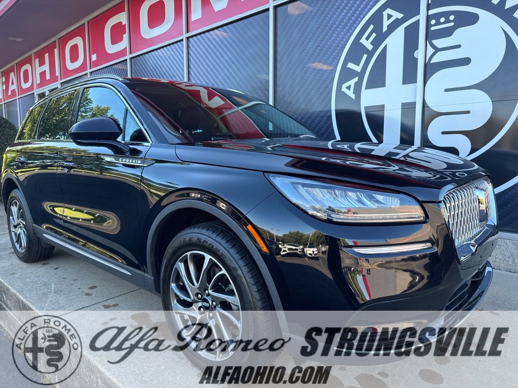 Used 2022 Lincoln Corsair FWD image 1