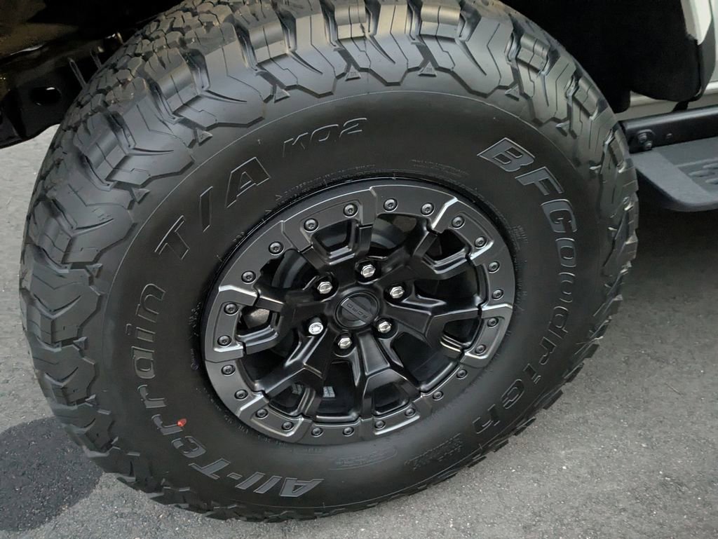 Used 2025 Ford Bronco Raptor w/ Interior Carbon Fiber Pack image 8