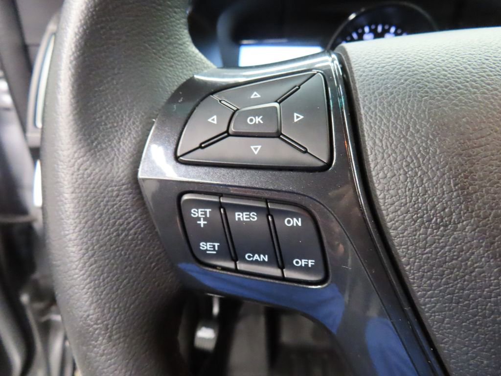 Used 2016 Ford Explorer XLT w/ Equipment Group 202A AWD/4WD image 51