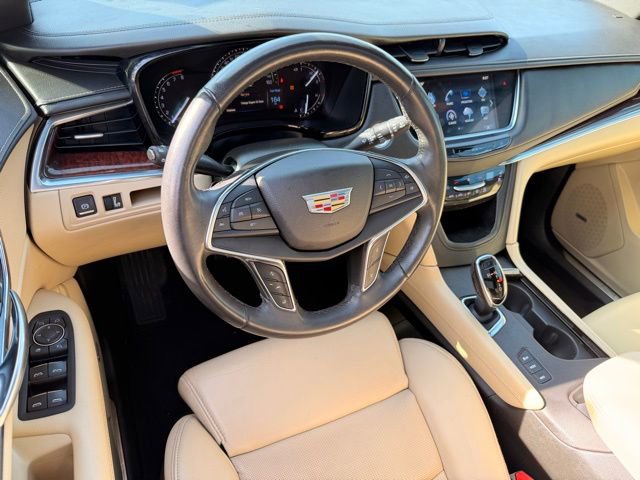 Used 2017 Cadillac XT5 Premium Luxury image 21