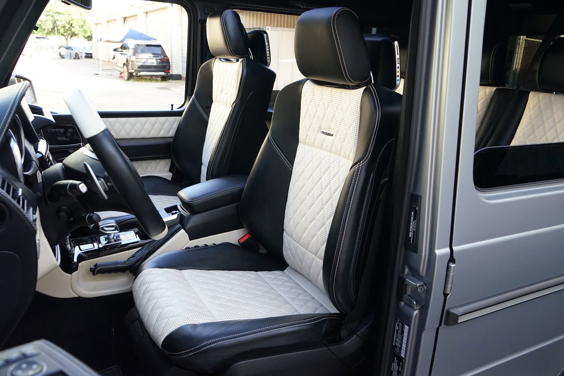 Used 2017 Mercedes-Benz G 63 AMG 4MATIC image 9