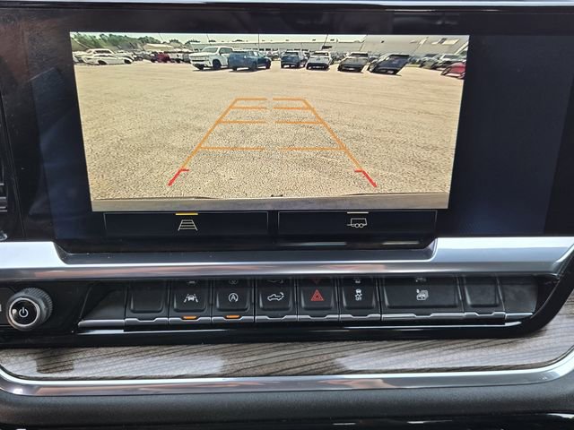 Used 2023 Chevrolet Silverado 1500 LT AWD/4WD image 17
