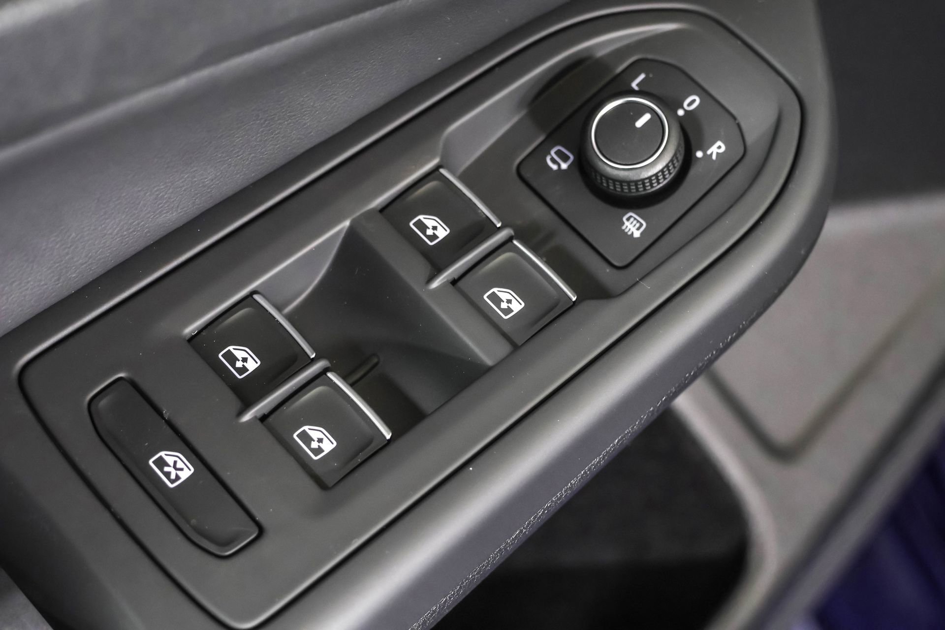 New 2026 Volkswagen Golf image 32