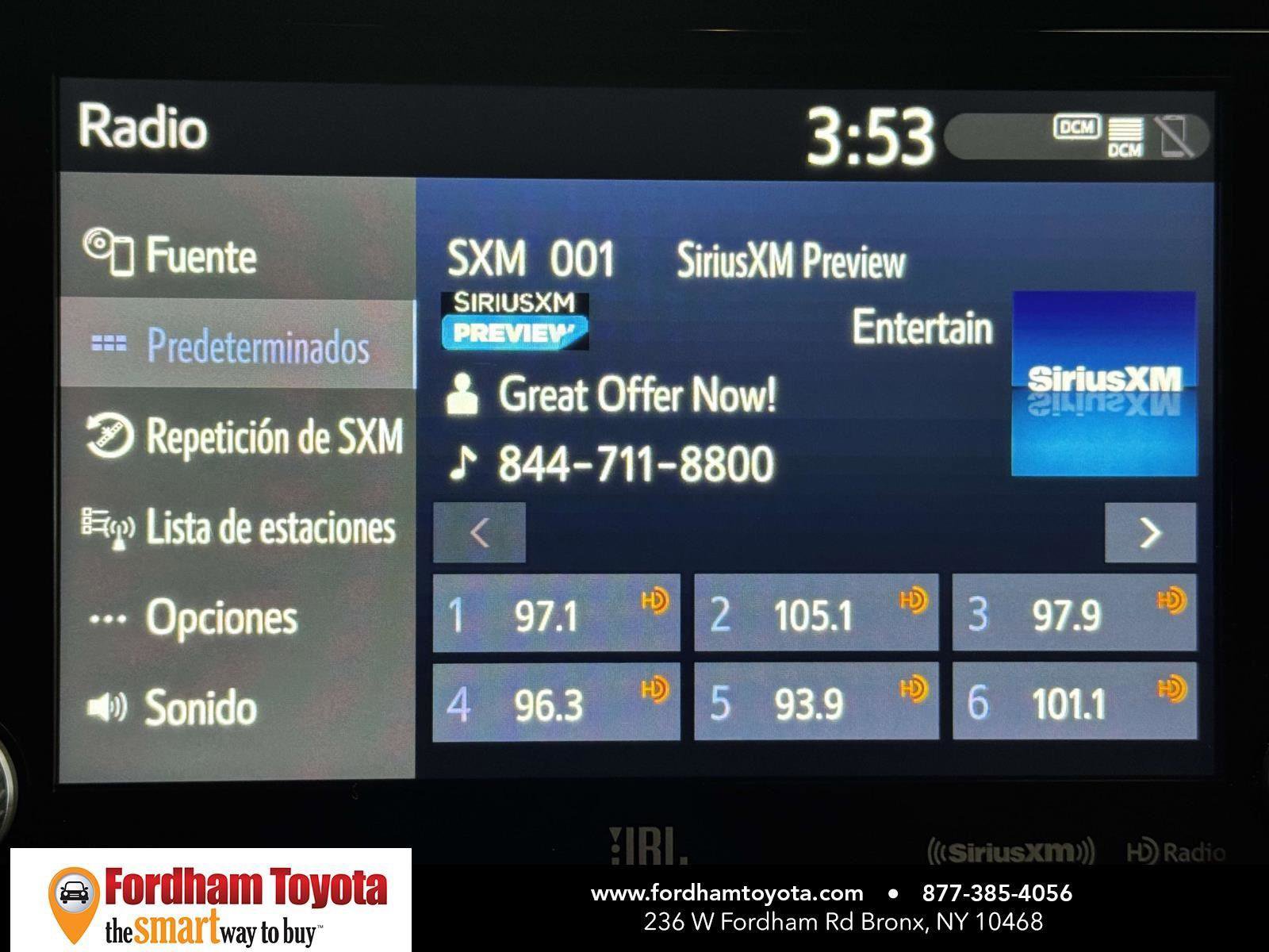 Used 2021 Toyota RAV4 XLE Premium image 25