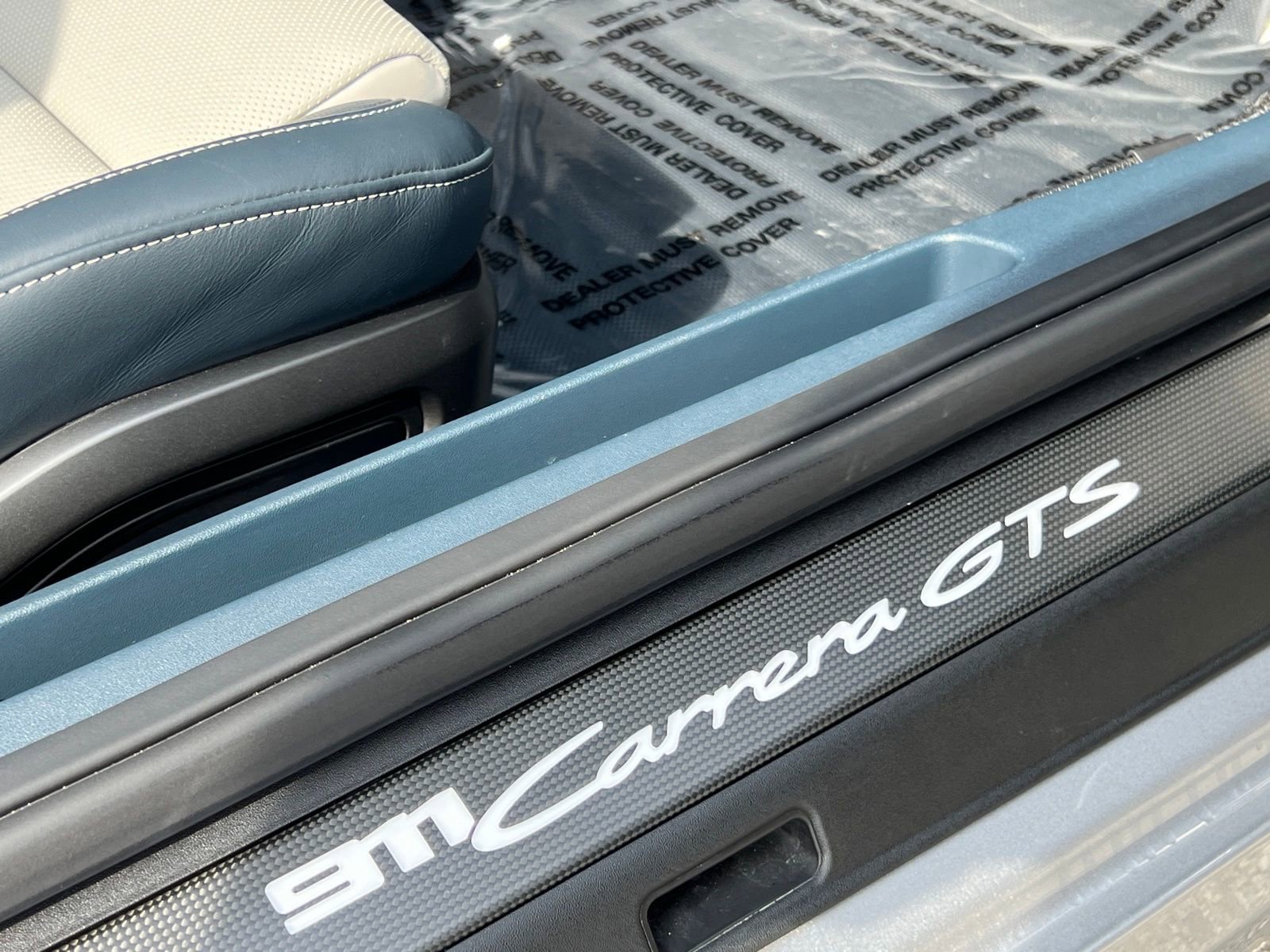 Certified 2024 Porsche 911 Carrera GTS image 33