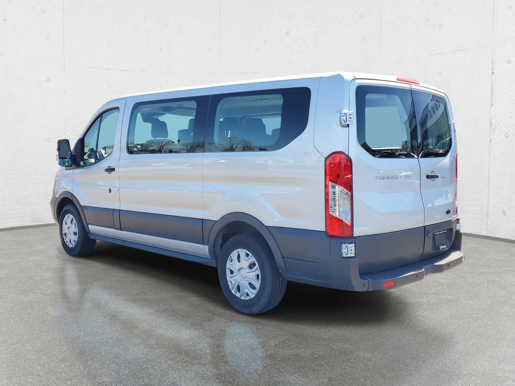 Used 2017 Ford Transit 150 XLT RWD image 5