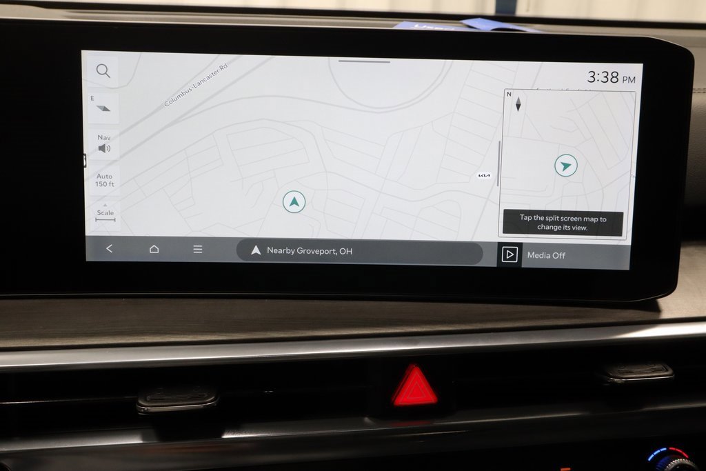 Used 2025 Kia Sorento SX image 4