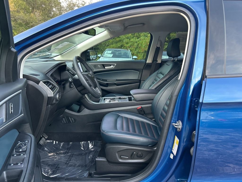 Used 2023 Ford Edge SEL w/ Sport Appearance Package image 15