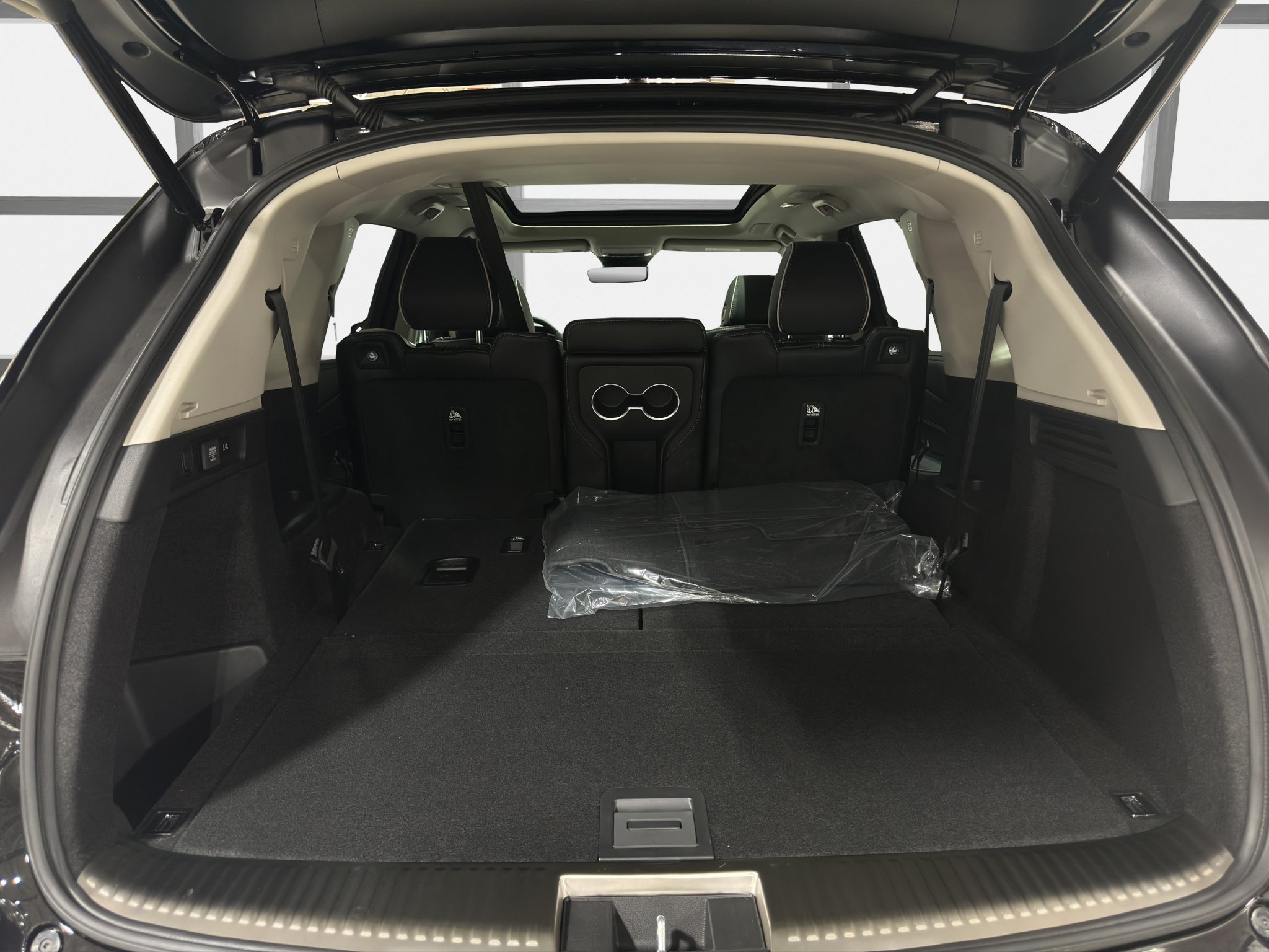 New 2026 Acura MDX w/ Advance Package AWD/4WD image 14