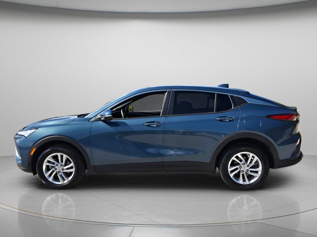 Used 2025 Buick Envista Preferred w/ Convenience I Package FWD image 3