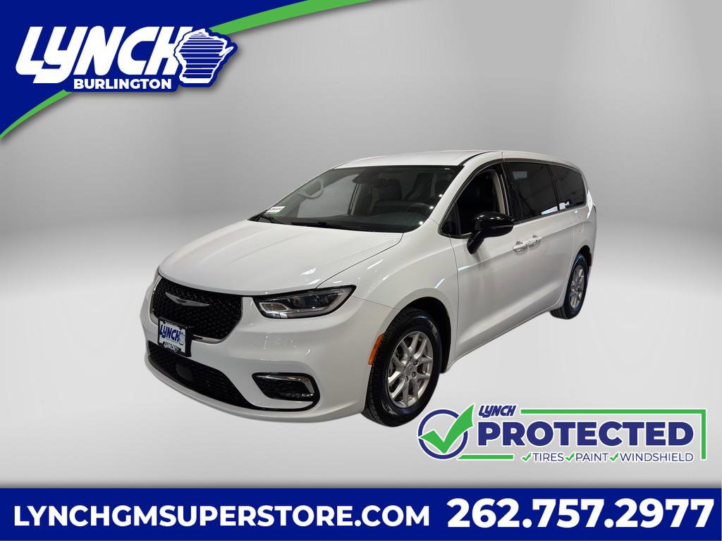 Used 2024 Chrysler Pacifica Touring-L image 1