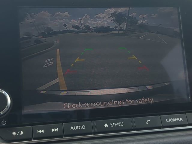 Used 2022 Nissan Rogue SV image 20