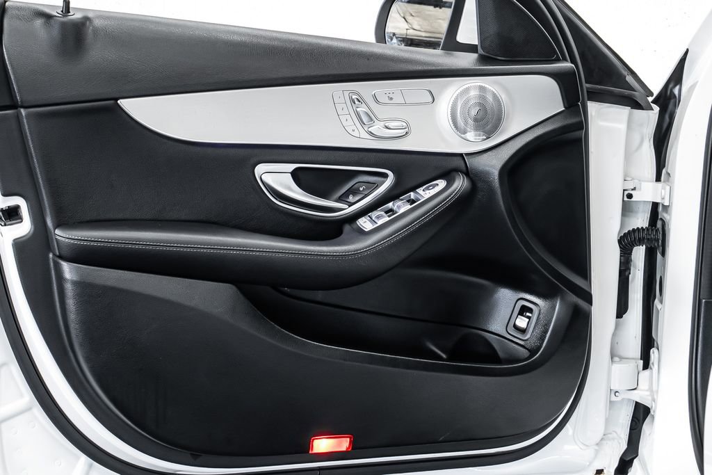 Used 2020 Mercedes-Benz C 300 Sedan w/ Premium Package image 9