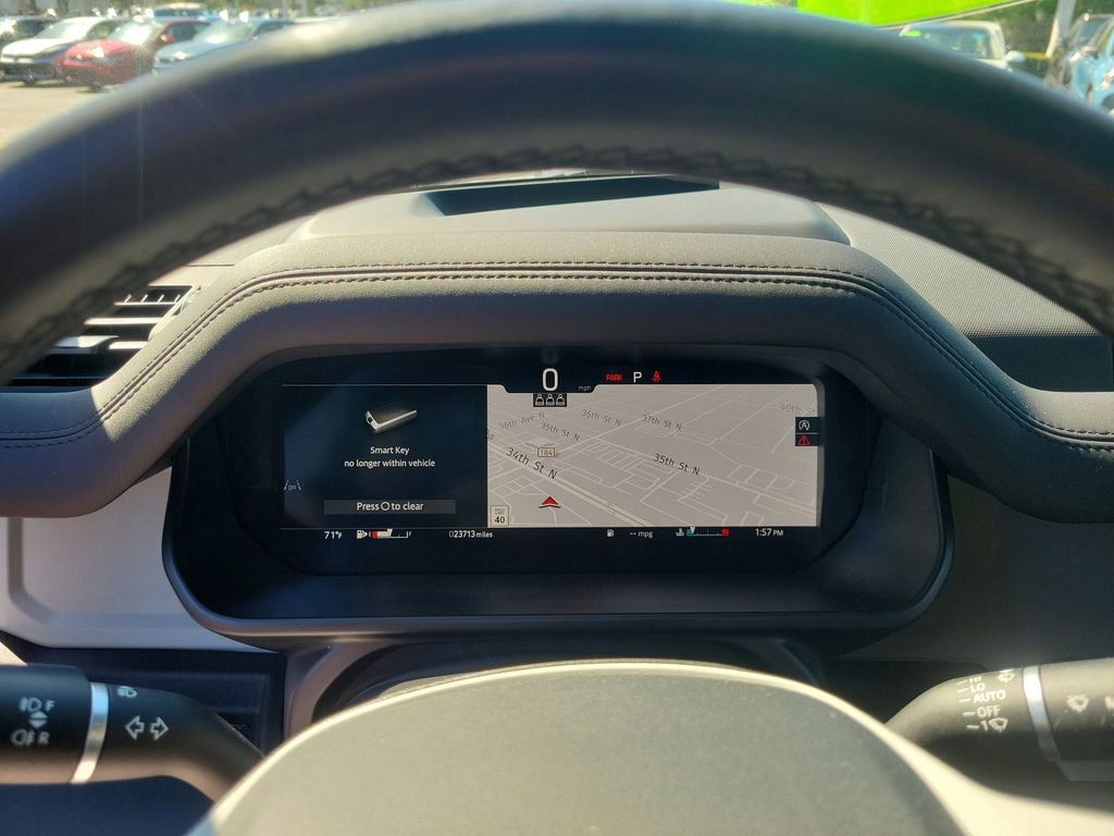 Used 2024 Land Rover Defender 110 X-Dynamic SE image 29