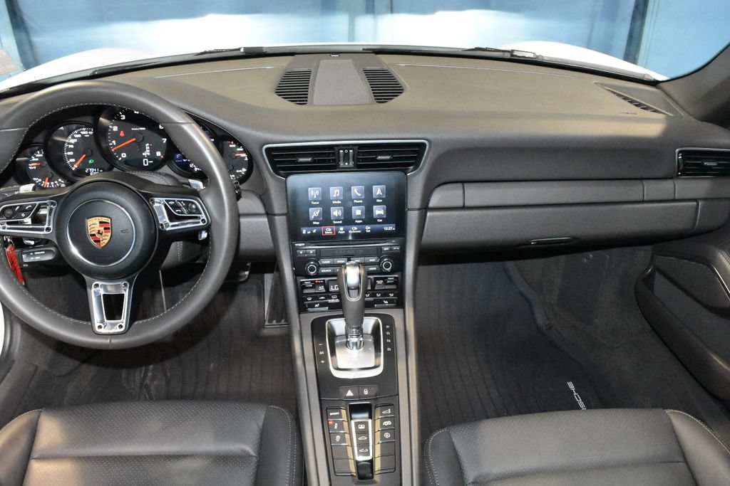 Used 2019 Porsche 911 Carrera RWD image 8