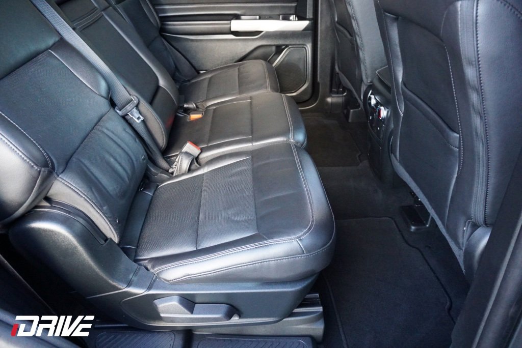 Used 2023 Ford Explorer Limited image 42