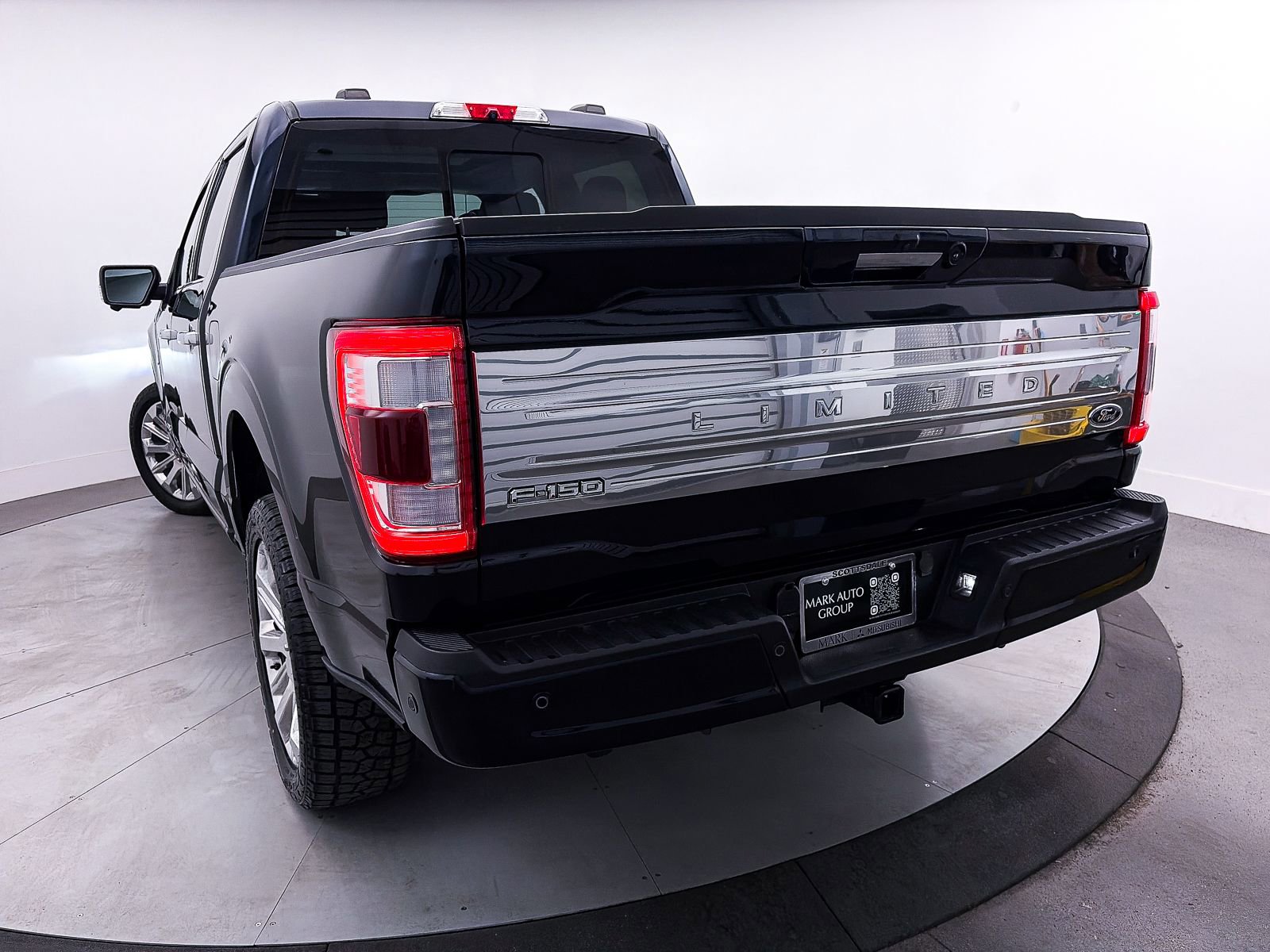 Used 2021 Ford F150 Limited image 11