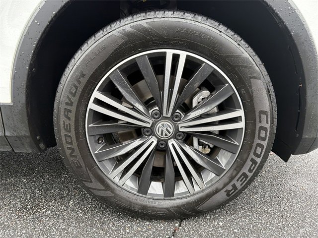 Used 2019 Volkswagen Tiguan SEL image 12