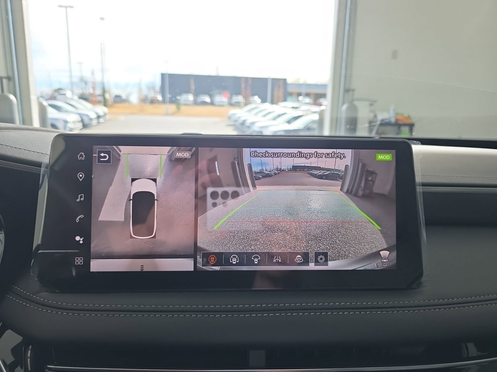 New 2026 INFINITI QX60 Luxe w/ Cargo Package image 46