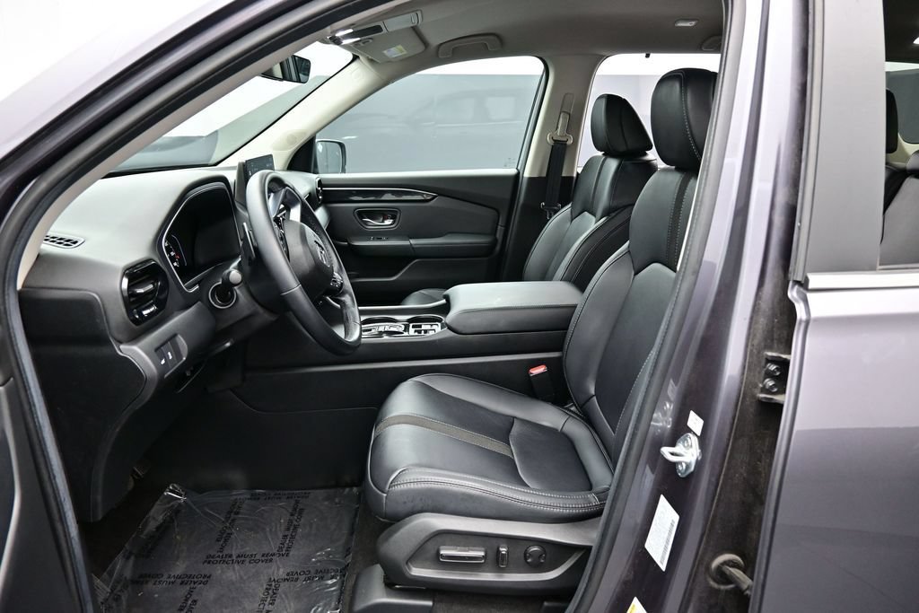 Used 2025 Honda Pilot EX-L image 22