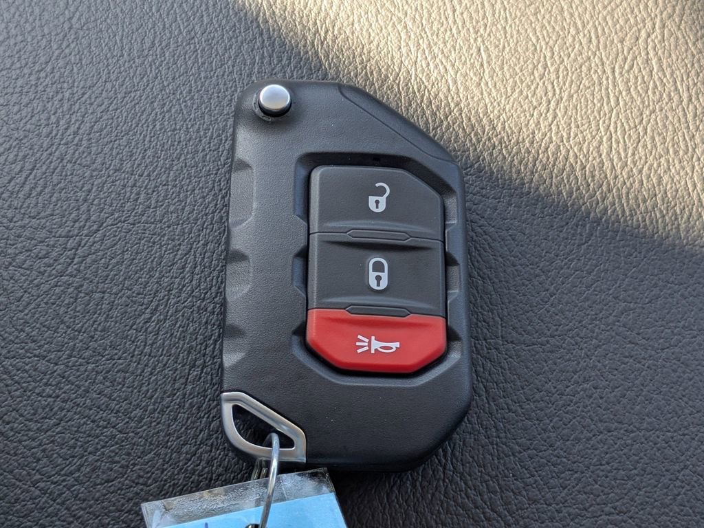 New 2026 Jeep Wrangler Sport S image 28