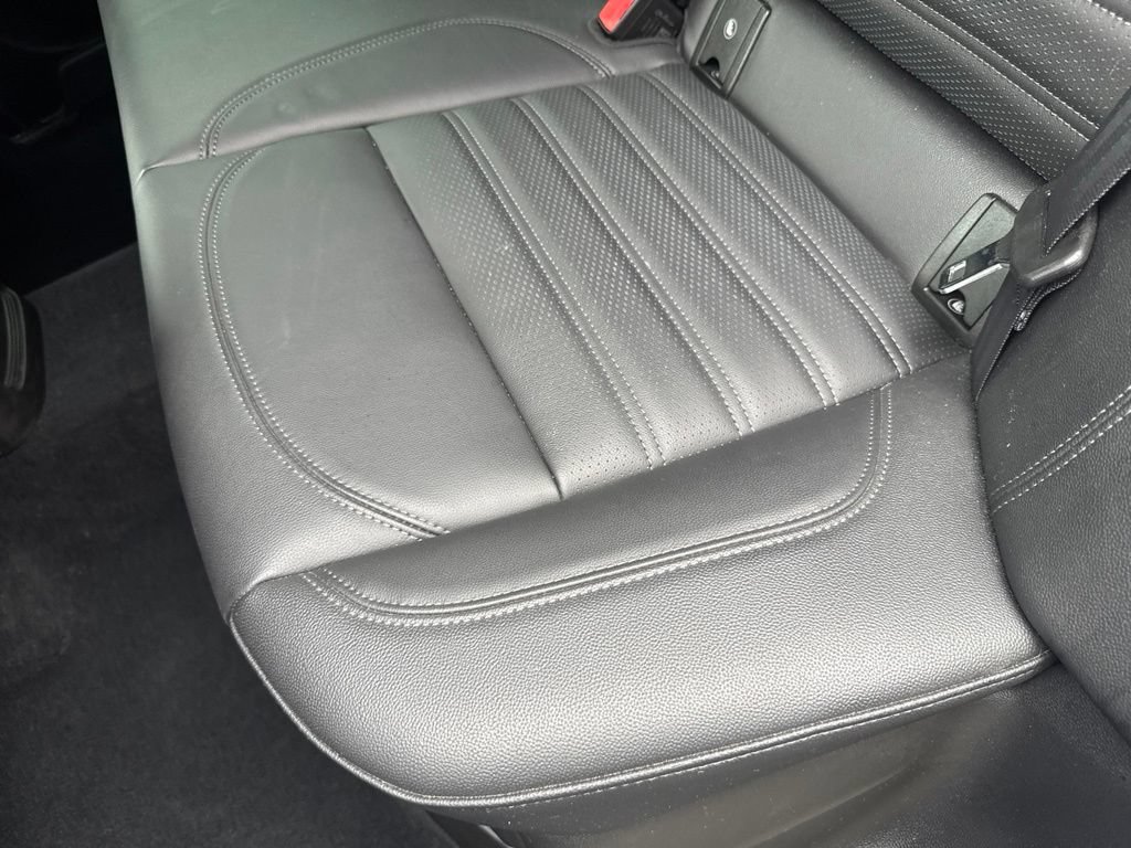 Used 2023 Alfa Romeo Stelvio Veloce AWD/4WD image 53